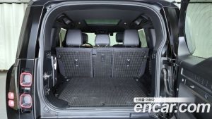 Land Rover Defender 110 P400 X 2024 года из Южной Кореи