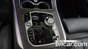 BMW X5 xDrive 50e xLine 2024 года из Южной Кореи