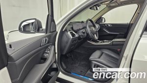 BMW X5 xDrive 50e xLine 2024 года из Южной Кореи