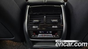 BMW X5 xDrive 50e xLine 2024 года из Южной Кореи
