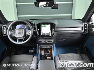 Volvo XC40 Twin ULTIMATE 2024 года из Южной Кореи