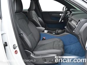 Volvo XC40 Twin ULTIMATE 2024 года из Южной Кореи