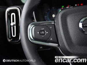 Volvo XC40 Twin ULTIMATE 2024 года из Южной Кореи