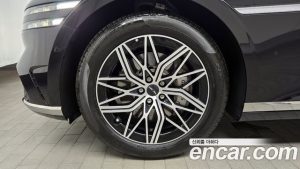 Genesis G90 Бензин 3.5 Turbo 2WD 2024 года из Южной Кореи