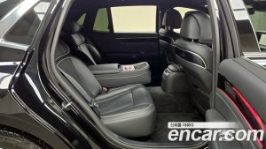 Genesis G90 Бензин 3.5 Turbo 2WD 2024 года из Южной Кореи