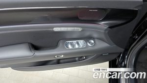 Genesis G90 Бензин 3.5 Turbo 2WD 2024 года из Южной Кореи
