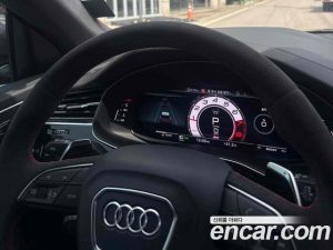 Audi RSQ8 4.0 TFSI 4WD Performance 2025 года из Южной Кореи
