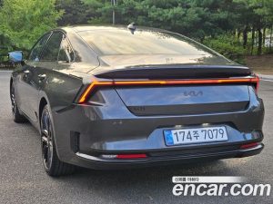Kia K8 Signature Black 2025 года из Южной Кореи