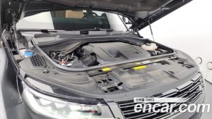 Land Rover Range Rover Sport P550E Dynamic HSE 2025 года из Южной Кореи