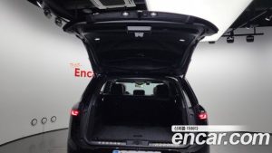 Land Rover Range Rover Sport P550E Dynamic HSE 2025 года из Южной Кореи