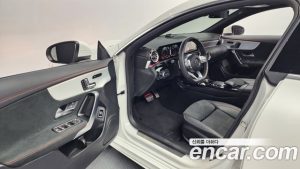 Mercedes-Benz CLA-Class CLA250 4MATIC 2023 года из Южной Кореи