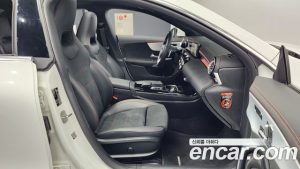 Mercedes-Benz CLA-Class CLA250 4MATIC 2023 года из Южной Кореи
