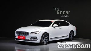 Volvo S90 B5 ULTIMATE Bright 2024 года из Южной Кореи