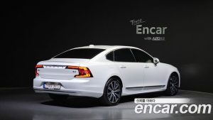 Volvo S90 B5 ULTIMATE Bright 2024 года из Южной Кореи