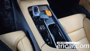 Volvo S90 B5 ULTIMATE Bright 2024 года из Южной Кореи