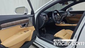 Volvo S90 B5 ULTIMATE Bright 2024 года из Южной Кореи