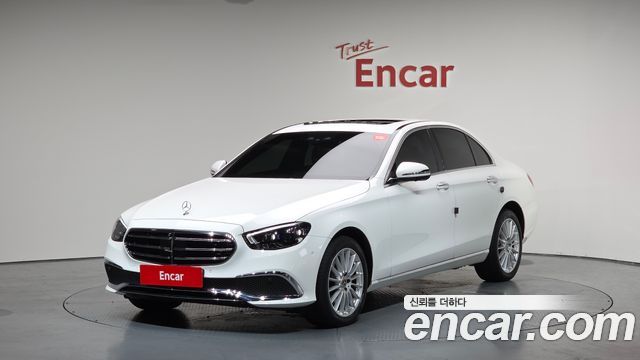 Mercedes-Benz E-Class E220d 4MATIC Exclusive 2023 года из Кореи