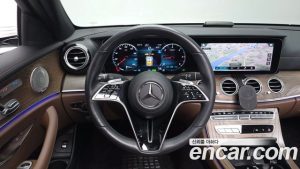 Mercedes-Benz E-Class E220d 4MATIC Exclusive 2023 года из Южной Кореи