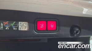 Mercedes-Benz E-Class E220d 4MATIC Exclusive 2023 года из Южной Кореи