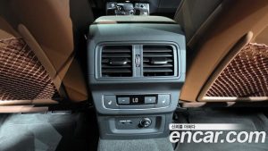 Audi Q5 45 TFSI 4WD Premium Sportback 2023 года из Южной Кореи
