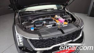 Kia Sorento HEV 1.6 2WD 2024 года из Южной Кореи