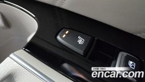 Kia Sorento HEV 1.6 2WD 2024 года из Южной Кореи