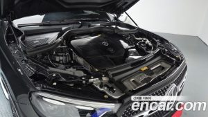 Mercedes-Benz GLC-Class GLC300 4MATIC Coupe 2024 года из Южной Кореи