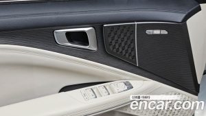 Kia K8 Noblesse 2025 года из Южной Кореи