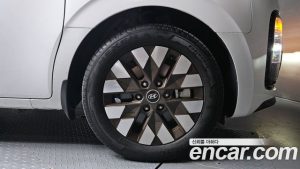 Hyundai Staria 2WD Camper 2024 года из Южной Кореи