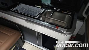 Hyundai Staria 2WD Camper 2024 года из Южной Кореи