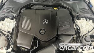 Mercedes-Benz C-Class C300 4MATIC AMG Line 2023 года из Южной Кореи