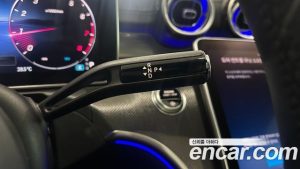 Mercedes-Benz C-Class C300 4MATIC AMG Line 2023 года из Южной Кореи