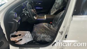 Mercedes-Benz C-Class C300 4MATIC AMG Line 2023 года из Южной Кореи