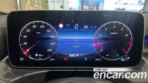Mercedes-Benz C-Class C300 4MATIC AMG Line 2023 года из Южной Кореи
