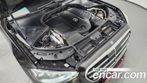 Mercedes-Benz S-Class S500L 4MATIC 2023 года из Южной Кореи