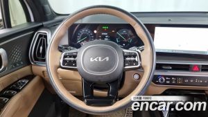 Kia Sorento HEV 1.6 2WD 2024 года из Южной Кореи