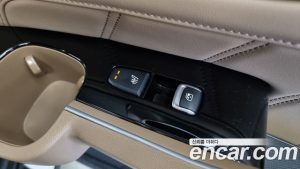 Kia Sorento HEV 1.6 2WD 2024 года из Южной Кореи