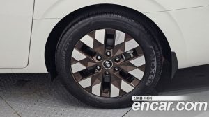 Hyundai Staria 2WD Camper 2024 года из Южной Кореи