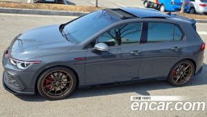 Volkswagen Golf 2.0 GTI 2024 года из Южной Кореи
