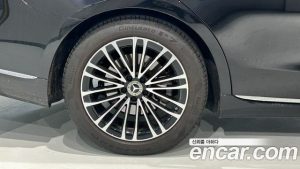 Mercedes-Benz S-Class S450 d 4MATIC 2024 года из Южной Кореи