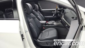 Kia Sportage HEV 1.6 2WD 2025 года из Южной Кореи