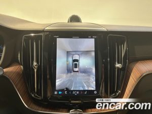 Volvo XC60 T8 Ultra Bright 2025 года из Южной Кореи