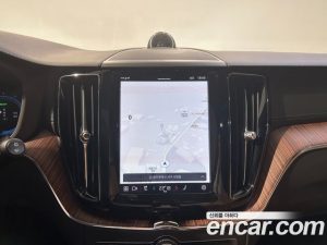 Volvo XC60 T8 Ultra Bright 2025 года из Южной Кореи