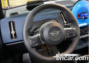 Mini Countryman ALL4 Favoured 2025 года из Южной Кореи