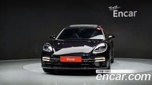 Porsche Panamera 4.0 GTS 2023 года из Южной Кореи