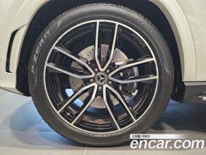 Mercedes-Benz GLS-Class GLS580 4MATIC 2023 года из Южной Кореи
