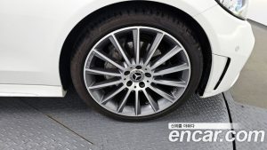 Mercedes-Benz C-Class C200 Cabriolet 2023 года из Южной Кореи