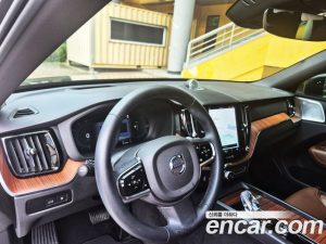 Volvo XC60 T8 ULTIMATE Bright 2023 года из Южной Кореи