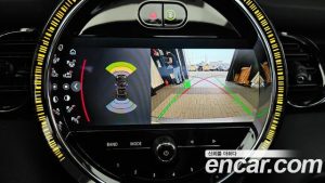 Mini Cooper Convertible JCW 2024 года из Южной Кореи