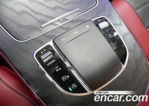 Mercedes-Benz CLS-Class CLS300d 4MATIC 2023 года из Южной Кореи